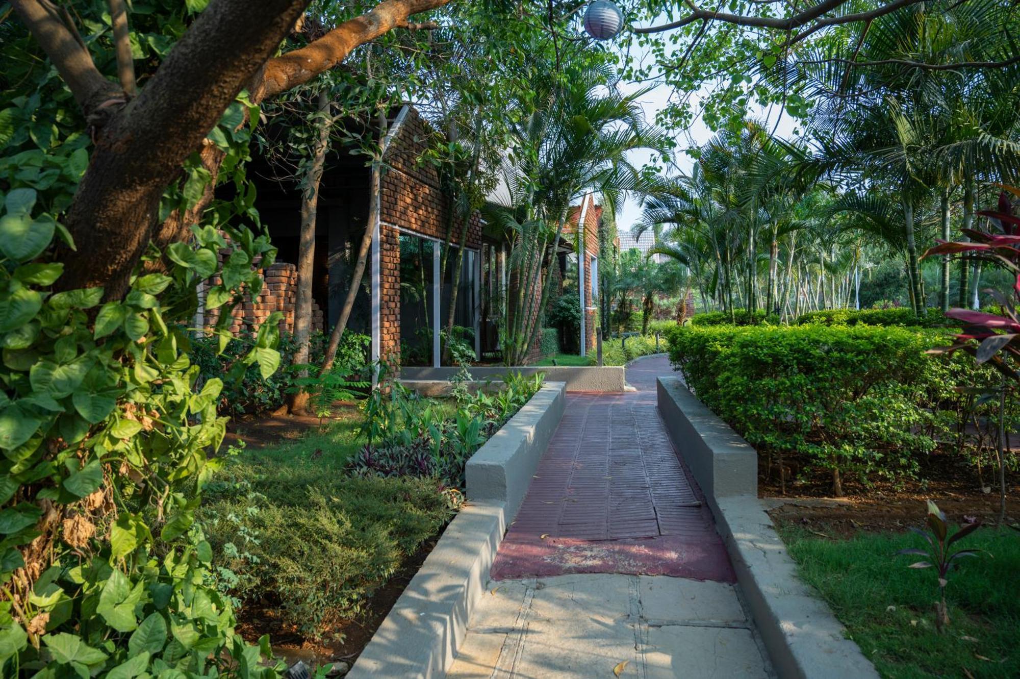 Saj By The Lake, Malshej Ghat Exterior photo